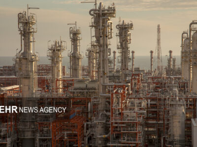 تداوم فعالیت‌های بازسازی پالایشگاه فاز ۱۴ در جنگ رمضان