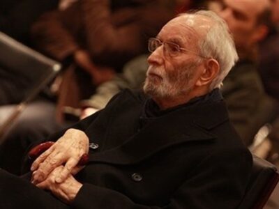 ترجمه کتاب جنجالی موحد درباره خلیج فارس به انگلیسی