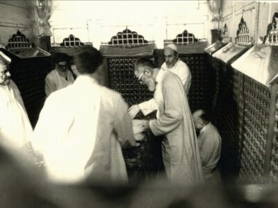 تصاویر کمتر دیده شده از رهبر شهید انقلاب