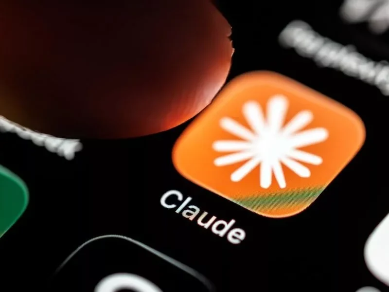 تصمیم بحث‌برانگیز آنتروپیک؛ احراز هویت اجباری برای دسترسی به برخی امکانات Claude