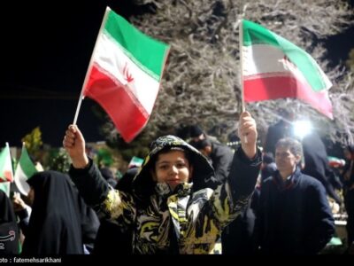 خون شهدا، رمز اتحاد ملت در میدان و پشتوانه قوی میز مذاکره + فیلم