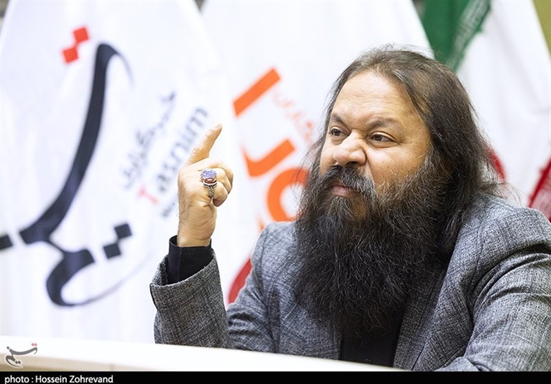 زارعی: رهبر شهید پیگیر افزایش بودجه تئاتر و احداث سالن بودند