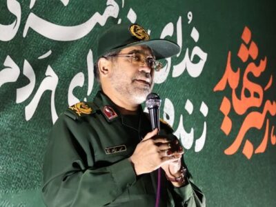 سپاه به پشتوانه مردم مقابل استکبار ایستادگی می‌کند