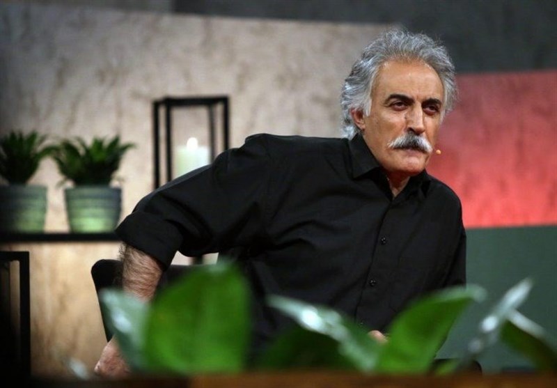 شجاعنوری: در میان ویرانههای تاریکی، به دنبال ققنوس امید میگردم