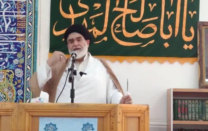 قدرت الهی؛ نابودگر ستم و پشتوانه پیروزی مظلومان است