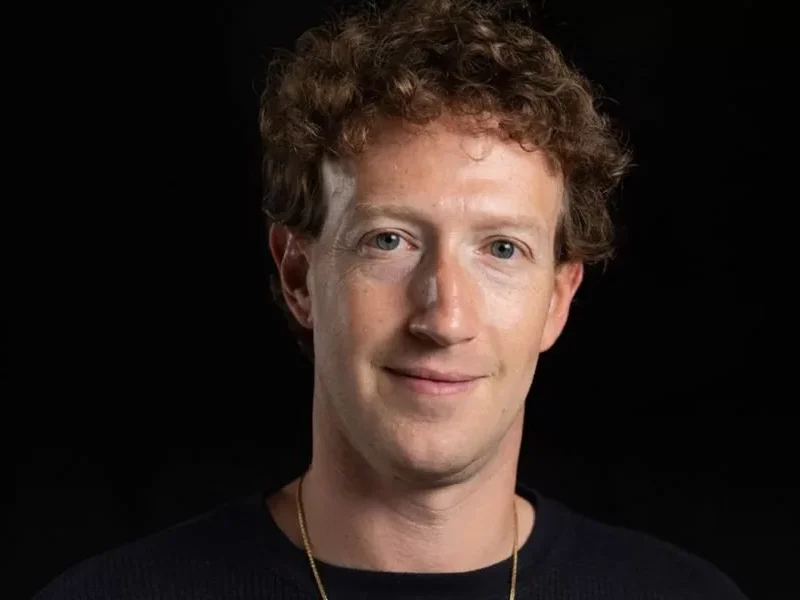 متا برای ارتباط مدیریت با کارمندان، نسخه هوش مصنوعی مارک زاکربرگ را می‌سازد