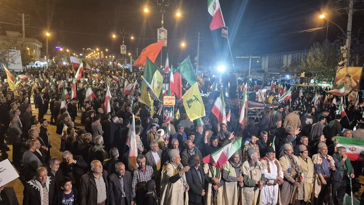 مردم یاسوج تاریخ‌ساز شدند؛ رهبر انقلاب همواره در کنار مستضعفان است