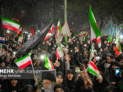 هیهات من الذله، یک یا علی تا قدس