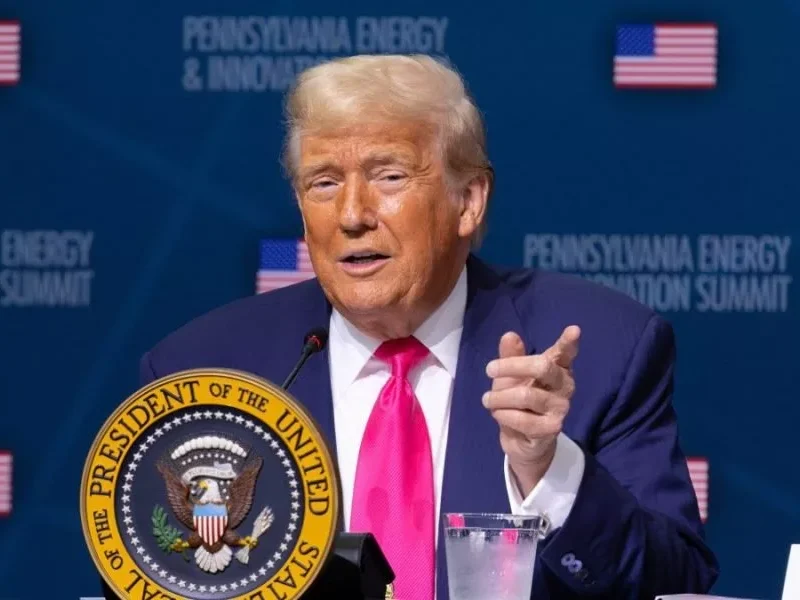 پروژه عظیم ترامپ برای ساخت دیتاسنتر هوش مصنوعی با مشکلات متعدد مواجه شد