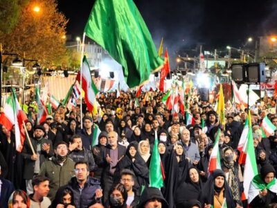 پنجاه و هشتمین شب حماسه مردم خمین در بیعت با رهبر معظم انقلاب