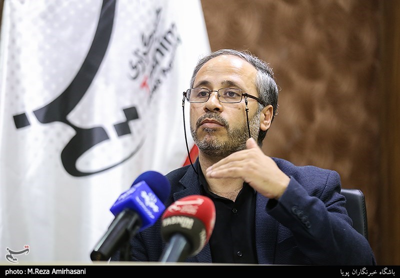 یادداشتهای هوشمندانهای از رهبر شهید که غوغا کرد کتاب , ادبیات داستانی , تقریظ ,