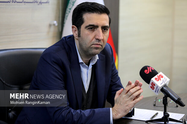 آجرلو: سفر قالیباف به قطر برای آزادسازی اموال ایران موفقیتآمیز بود