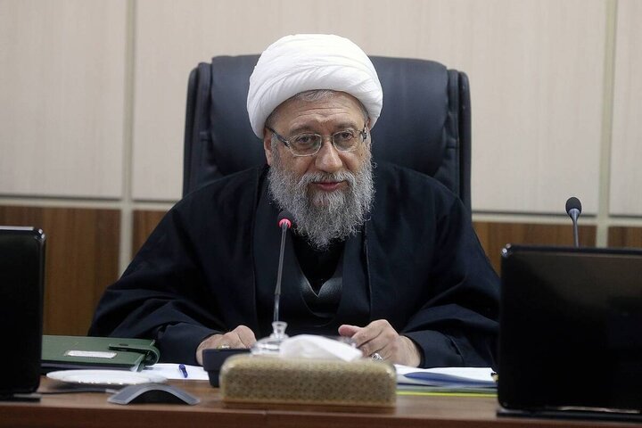 آملی لاریجانی: دشمن در صفآرایی مستقیم به زانو درآمده است