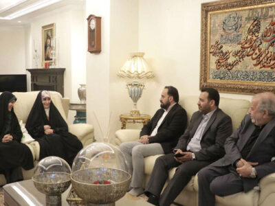 ابلاغ پیام رئیس مجلس به پرستار فداکار بیمارستان خاتم الانبیا (ص)