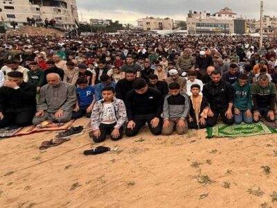 اقامه نماز عید قربان در مناطق مختلف نوار غزه