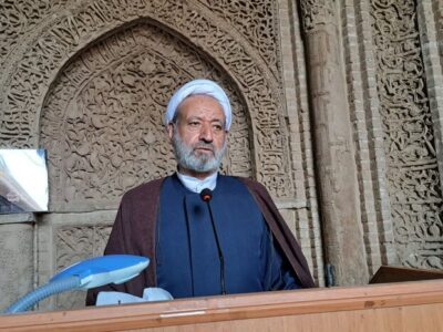 امام جمعه اردستان: سپاه اسلام بر تنگه هرمز سلطه قدرتمندانه‌ دارد