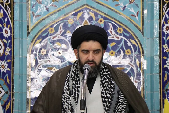 امام جمعه اسفرورین: تجمعات مردمی جلوهای از بعثت غدیری ملت ایران است