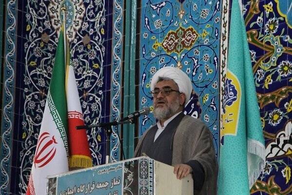 امام جمعه الوند: دشمن در باتلاق فرسایش و تضادهای داخلی گرفتار شده است