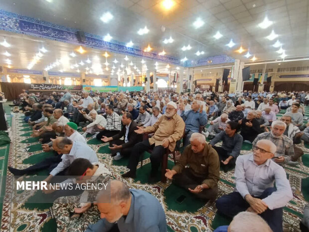 امام جمعه بوشهر: مشکلات آب شرب استان در تابستان به حداقل برسد