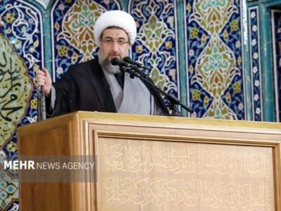 امام جمعه تبریز: خلیج فارس خانه ماست