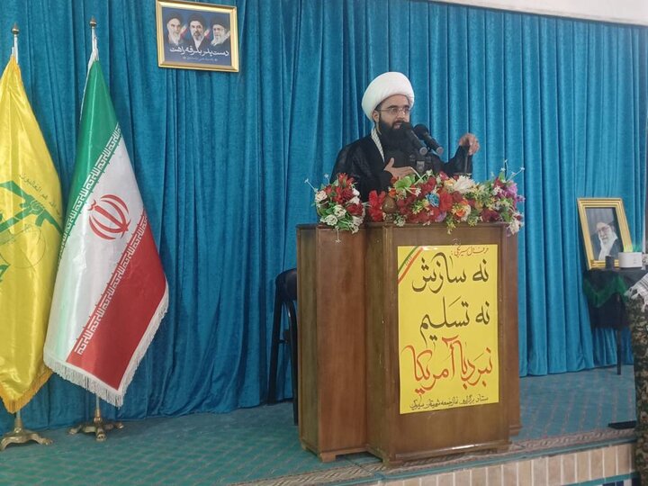 امام جمعه سیریک: مدیریت تنگه هرمز به حالت قبل بر نمی‌گردد  