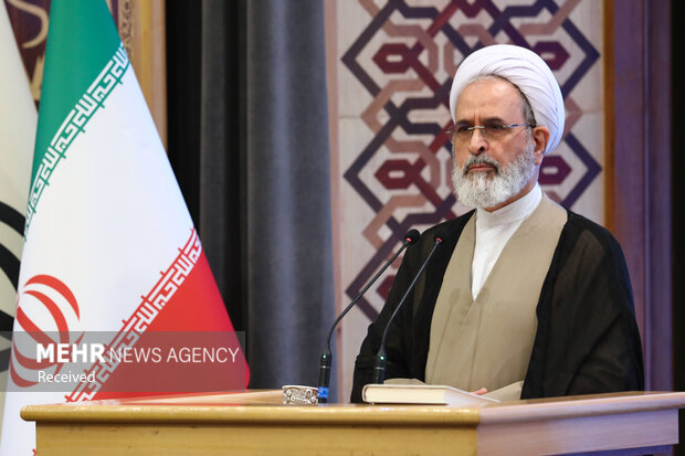 امام جمعه قم: دشمنان در تحلیل جایگاه ایران دچار خطای راهبردی شدند