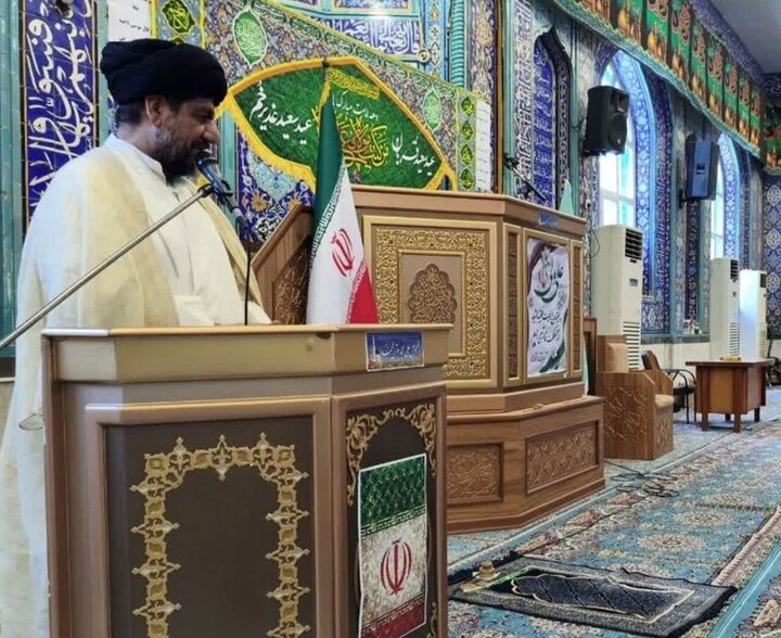 امام جمعه گناوه : حفظ وحدت و انسجام ملی ضروری است