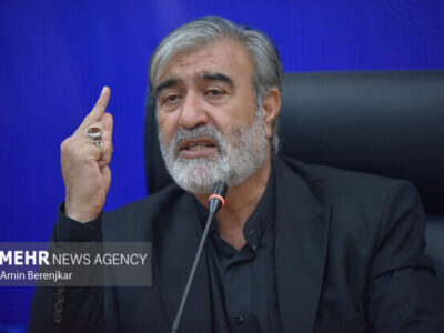 ایران از خطوط قرمز خود عقب‌نشینی نخواهد کرد