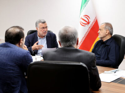 برگزاری جلسه بررسی برنامه‌های تأمین دارو و تجهیزات پزشکی در سال 1405