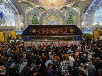 تشرف خانواده شهدای میناب به حرم امام علی(ع)