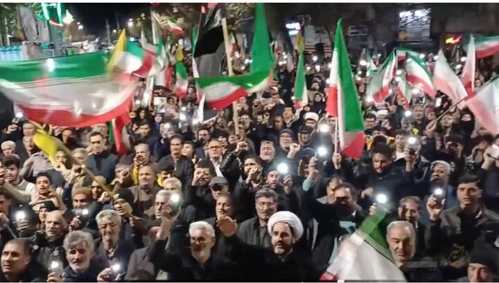 تصاویری از حماسه پرشور مردم ارومیه در شب های اقتدار ملی