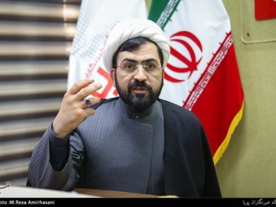 دعای عرفه؛ منشور خودشناسی در مکتب امام حسین(ع)
