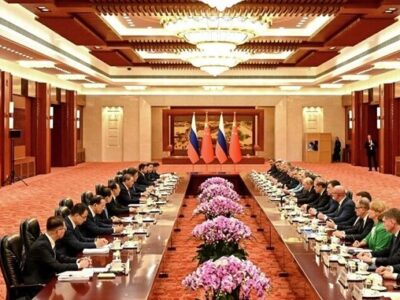 دیدار پوتین با نخست وزیر چین