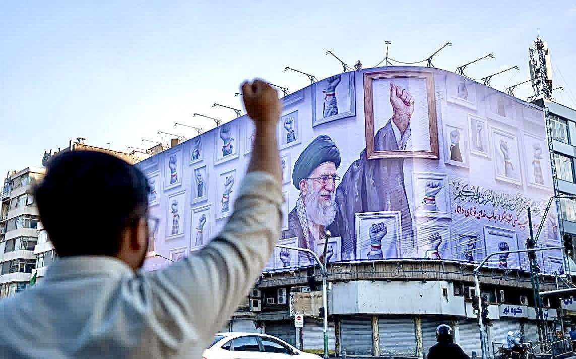 دیوارنگاره , آیت‌الله سید علی خامنه‌ای , 