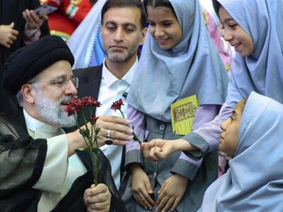 روایت دختران نوجوان برای «شهید جمهور»؛ از دل‌نوشته تا کتابچه