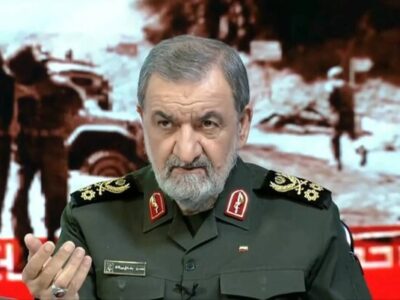 سرلشکر رضایی: آمریکایی ها  باید دندان نفت را در خلیج فارس بکشند