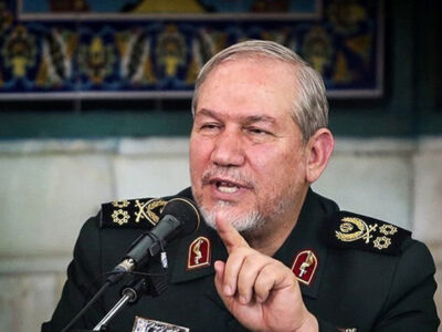 سرلشکر صفوی: امپراتوری آمریکا در حال افول است