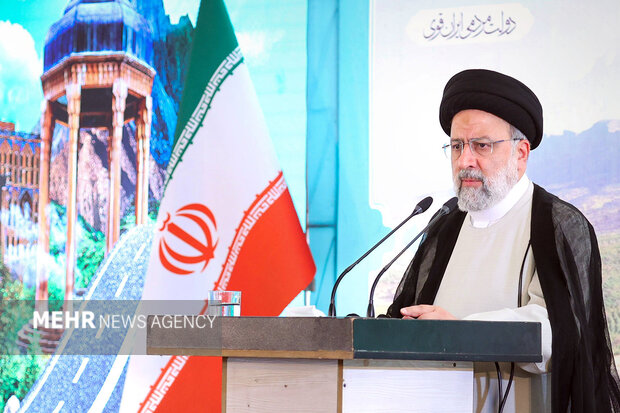 شهید رئیسی «تبلیغ عملی» را در میدان خدمت معنا کرد