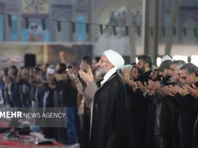 صفوف فشرده مؤمنان در دارالمرحمه؛ نمایش وحدت مسلمین در نماز عید قربان