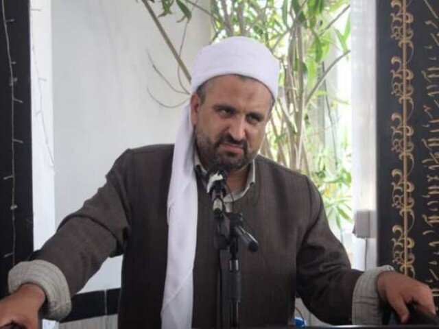 ماموستا مرادی: معلمان مسیر هدایت و تعالی جامعه را هموار می‌کنند