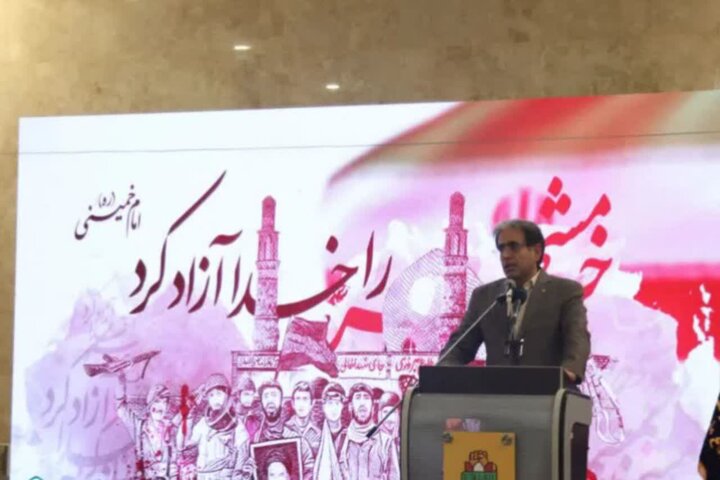 محمدزاده: ایستادگی مردم دشمن را در «جنگ روایتها» ناکام گذاشت
