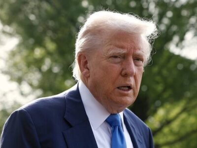 مسئول سابق موساد: ترامپ در برابر مقاومت ایرانی‌ها به فکر عقب‌نشینی است