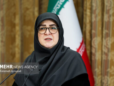 مهاجرانی: دولت خود را مکلف کرده به صورت مرتب کالابرگ را پرداخت کند
