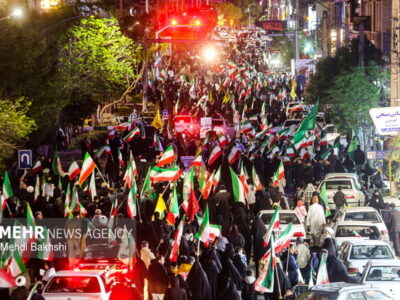 موج هفتاد و چهارم حضور باشکوه قمی‌ها در میدان