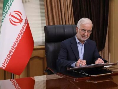 مومنی: ملت ایران در برابر تهدید دشمنان استوار ایستاده است