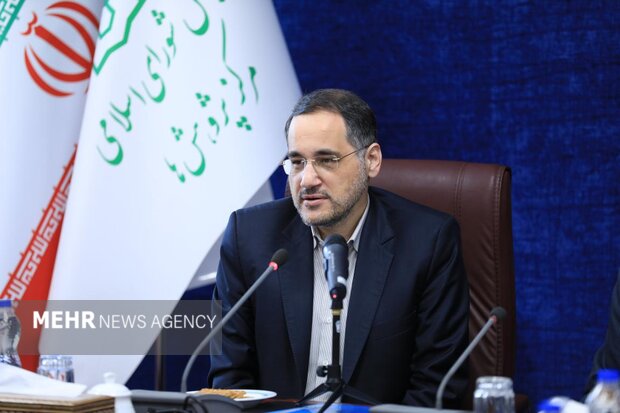 نگاهداری: دشمن بیشتر از تصرف خاک به تصرف ذهن‌ها فکر می‌کند