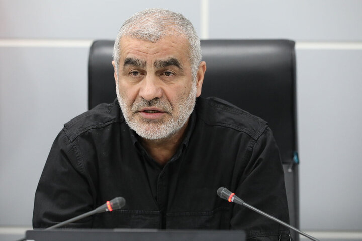 نیکزاد: دولت باید قرارگاه اقتصادی راه بیندازد؛ با محتکران برخورد شود