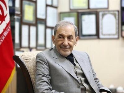 ولایتی: حکیم فردوسی بازآفریننده هویت ایرانی است
