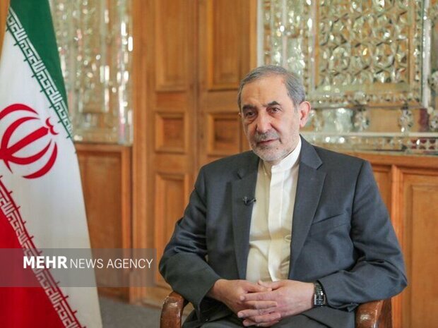 ولایتی: ضامن عینی بقای توافق،تنگه هرمز است