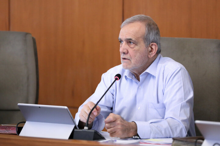 پزشکیان: با عزت، اقتدار و حفظ حقوق ملت وارد گفتگو میشویم